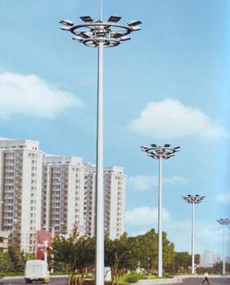 路灯杆：城市光明的守护者
